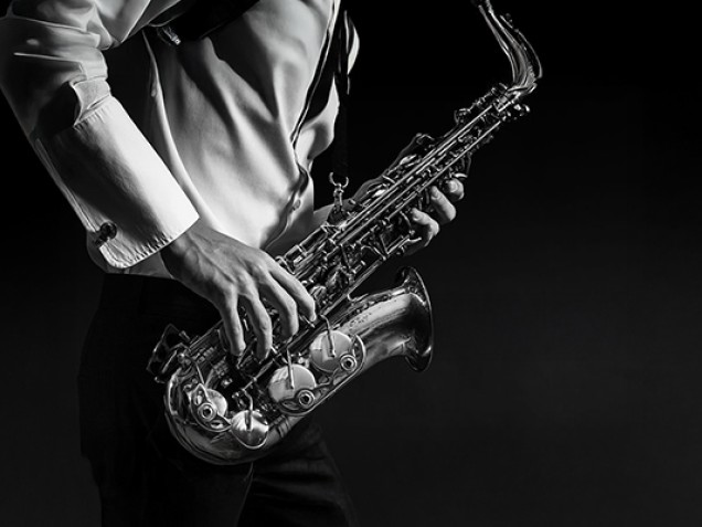 Brass & StrIngs Jazz TrIo